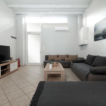 Spacious Apartment-600M From The Subway Atenas Exterior foto